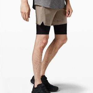 Lululemon Diffract Run Short Lined